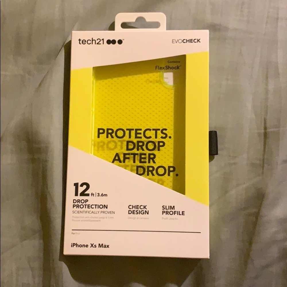 Tech21 iPhone case for XS Max in yellow!!!!!